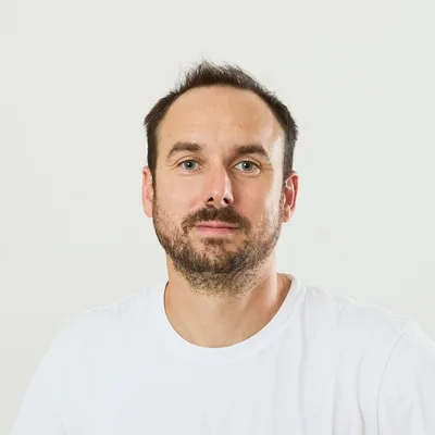 Hugo Matthaey, founder of eSIM Lounge